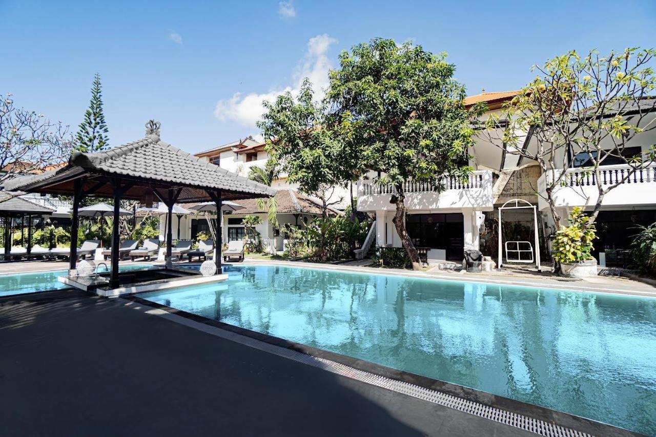 Casa Wina Kuta Hotel Kuta  Exterior photo