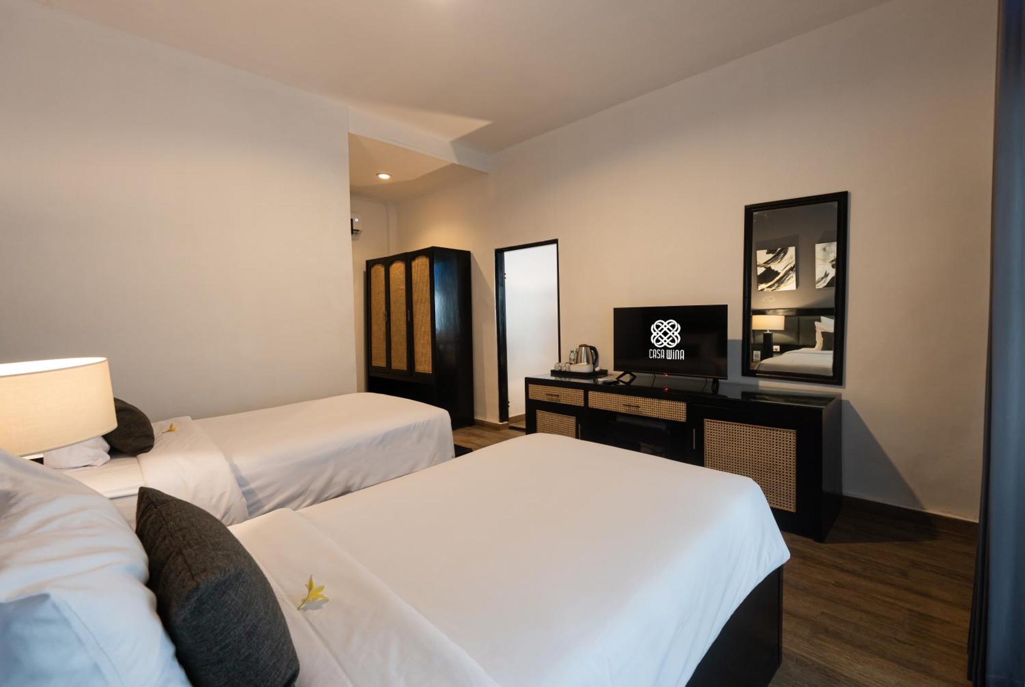 Casa Wina Kuta Hotel Kuta  Exterior photo