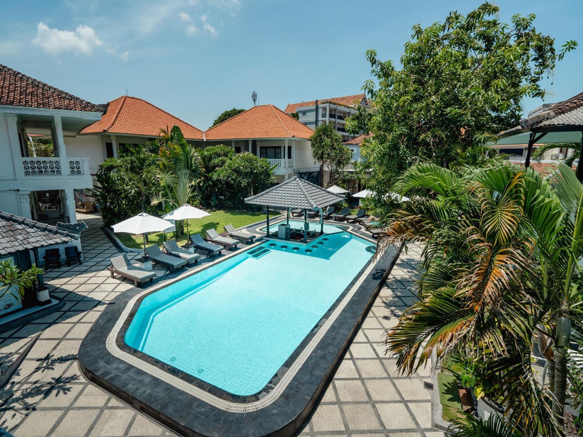 Casa Wina Kuta Hotel Kuta  Exterior photo